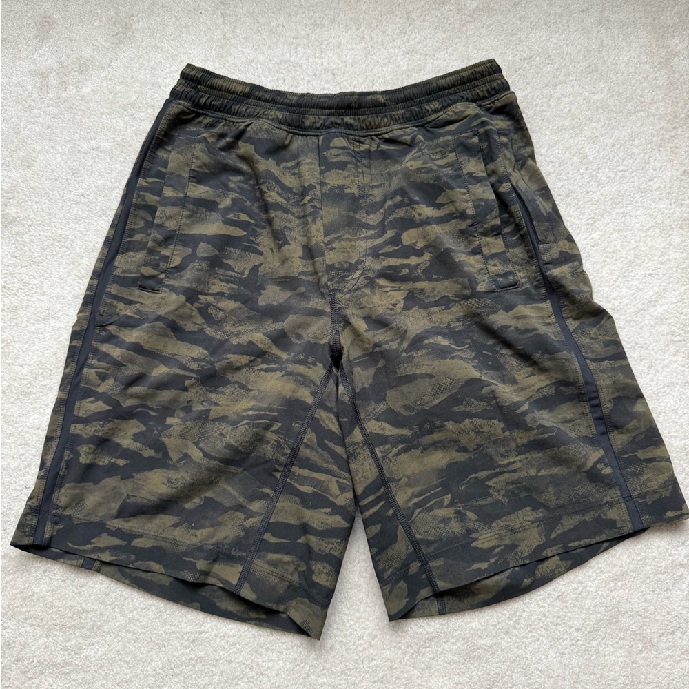 Men's lululemon Camouflage Shorts